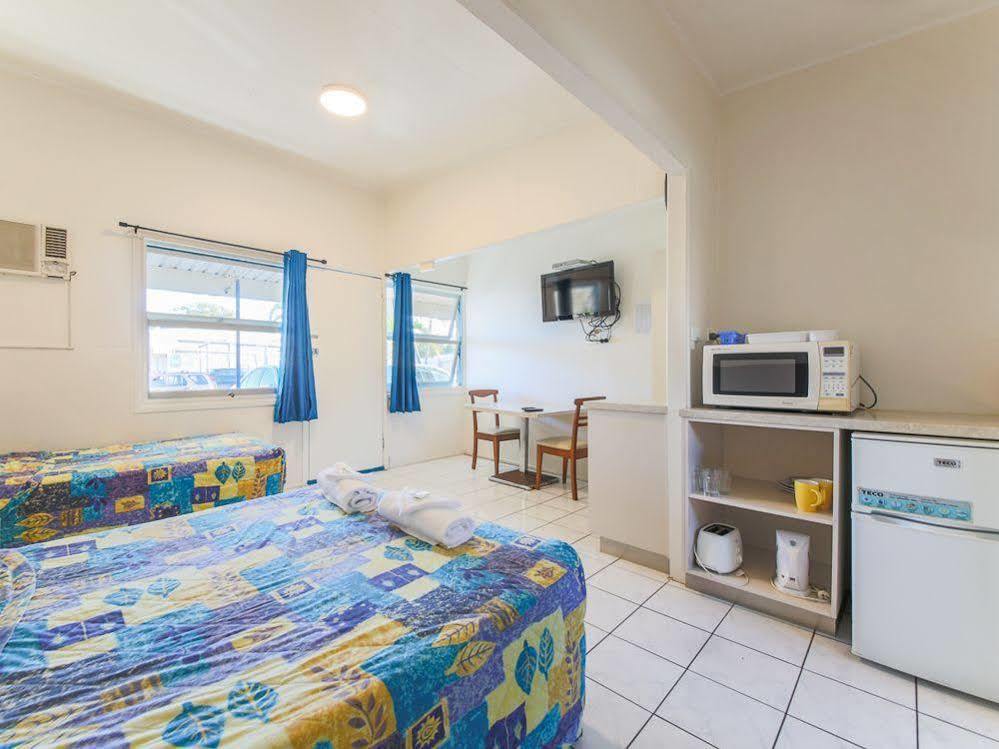 Marlin Motel Biggera Waters 외부 사진